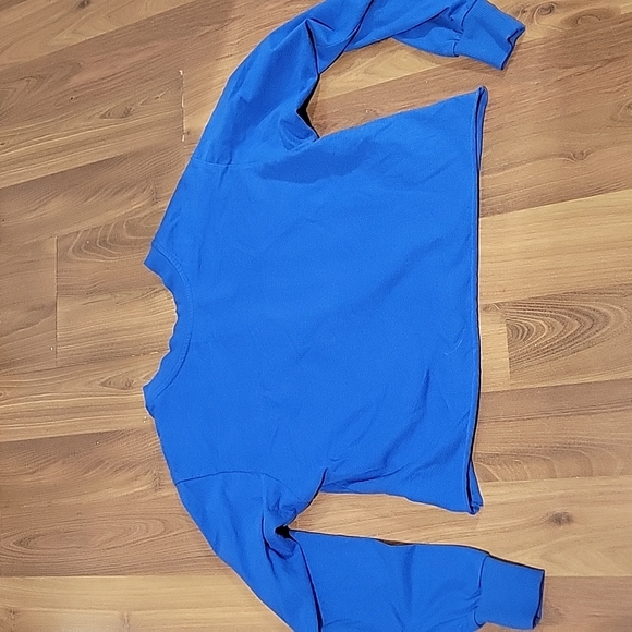 Blue crop top long sleeves "send me dog pics" - Picture 2 of 2